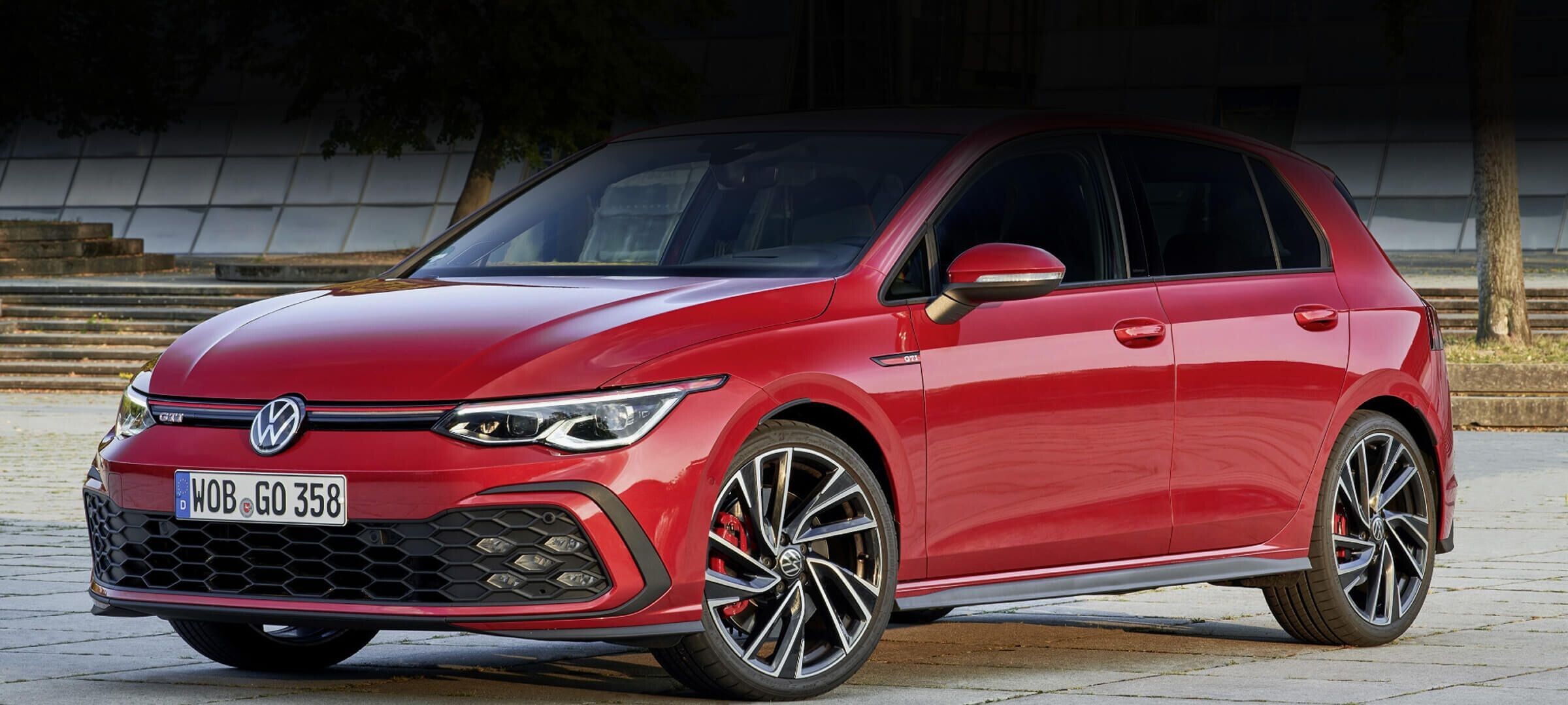 BMW 120D vs Golf Gtd: Te ayudamos a elegir