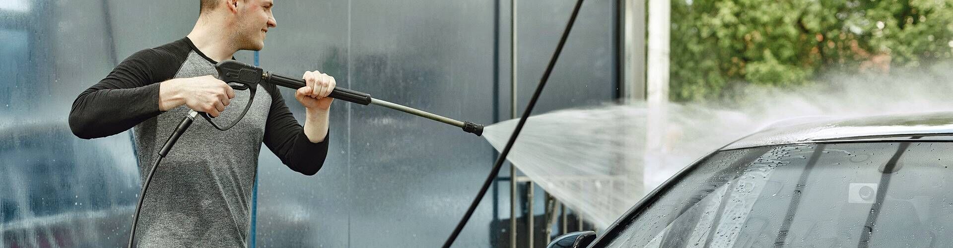 ¿Cómo limpiar los cristales del coche?