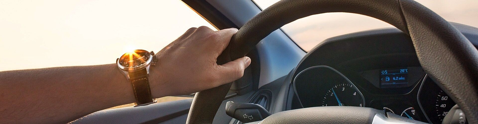 Modelo coche por matrícula