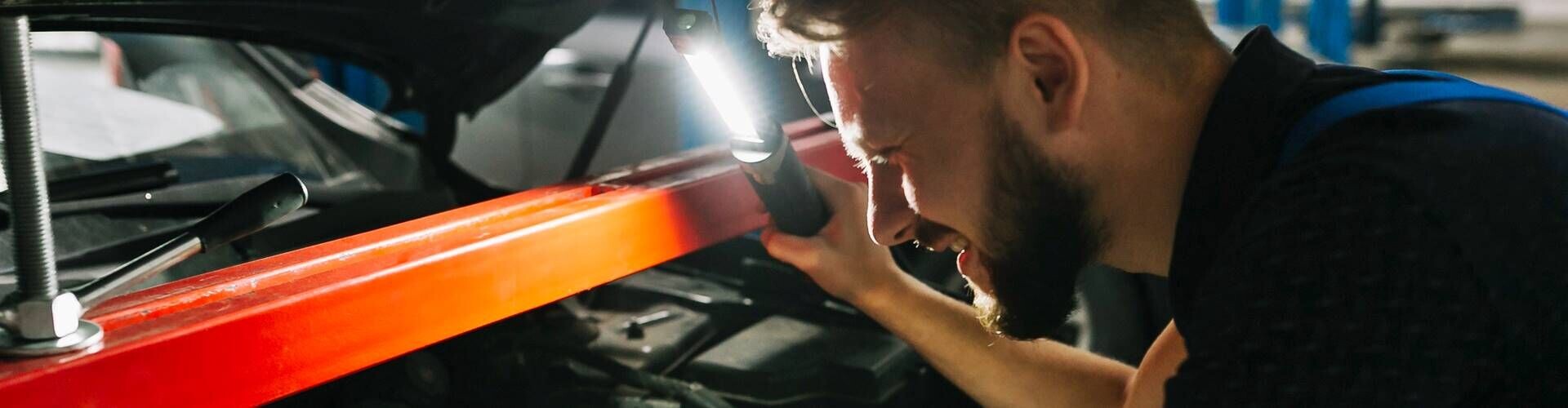 Taller de coches en Sevilla especializado