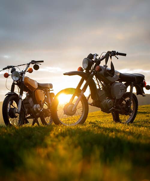 <h3>Cerrar y soltar suavemente el embrague</h3>