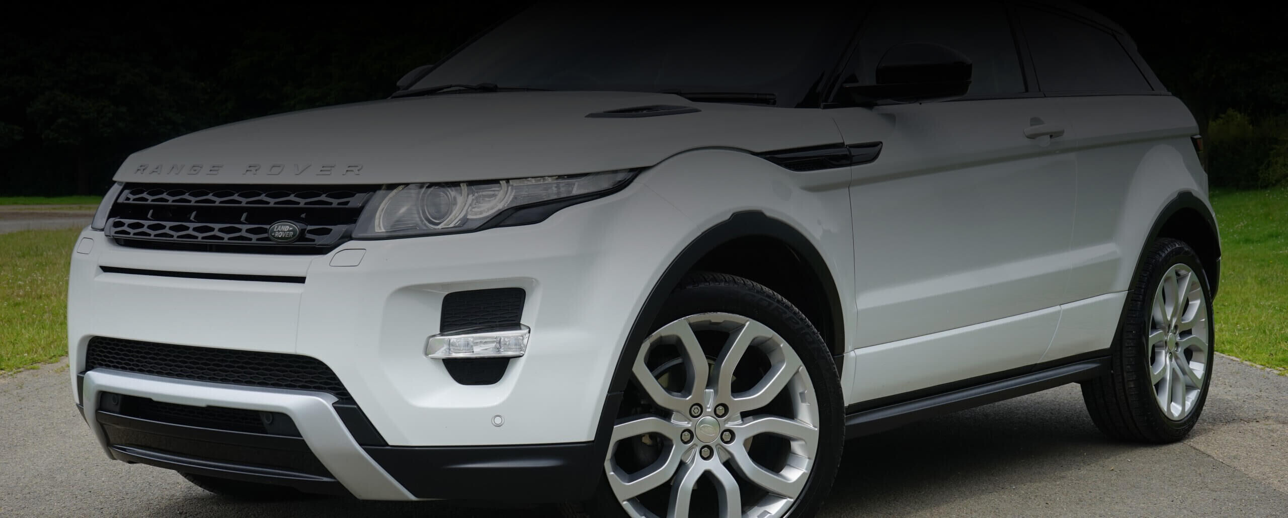 Financiar Land Rover