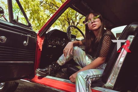 ¿Por qué los Coches Morados son tendencia este año?